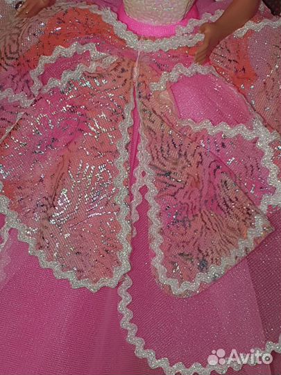 Costume Ball Barbie 1990