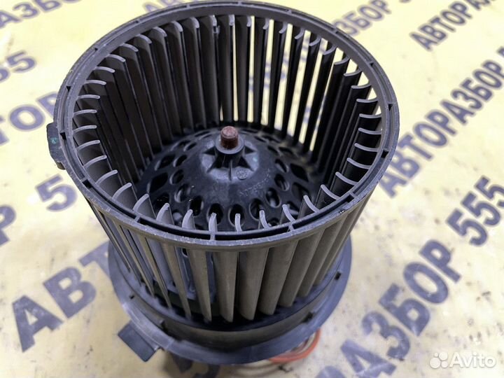 Моторчик отопителя LADA Vesta