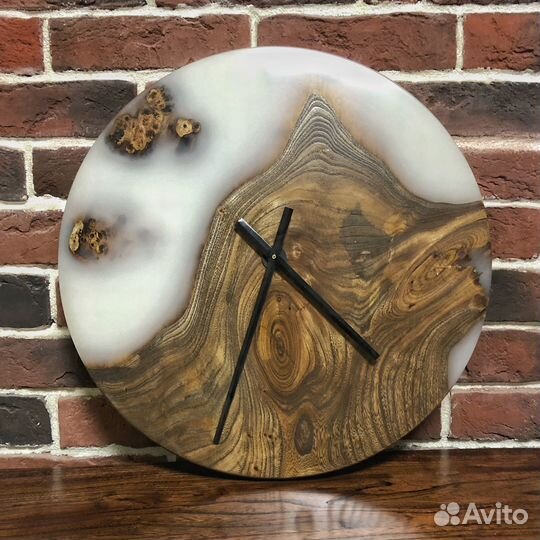 Часы из слэба и эпоксидной смолы 450мм