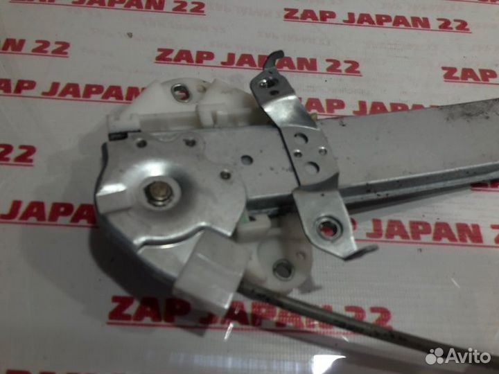 Стеклоподъемник передний правый Subaru Outback BS