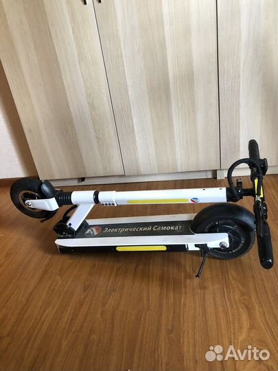 Самокат взрослый электрический складной