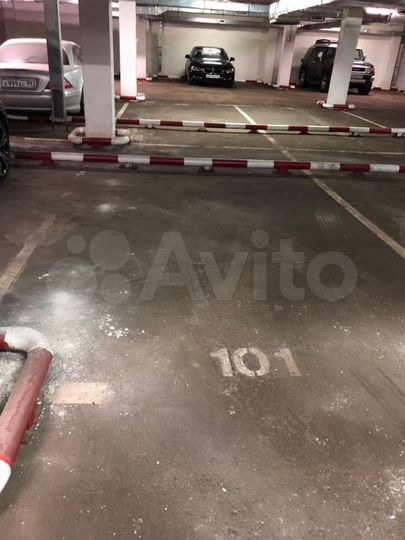 Машиноместо, 16 м²