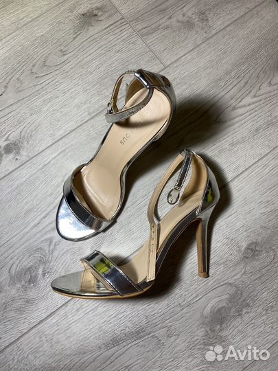 Босоножки женские 37 размер