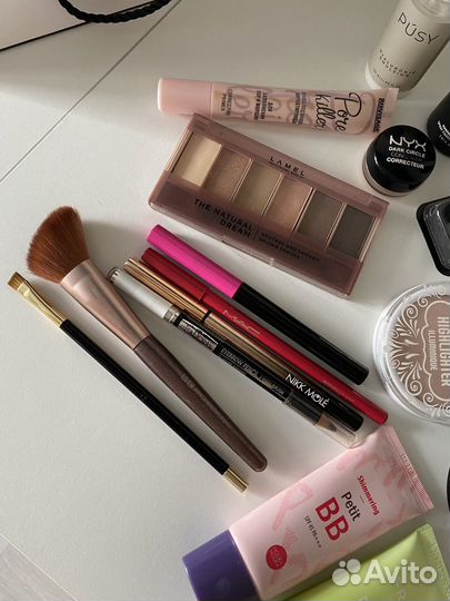 Набор косметики пакетом