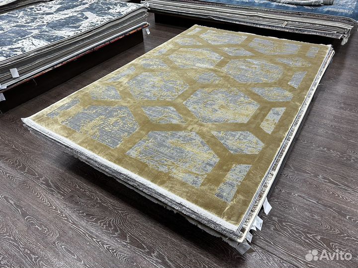 Ковер новый 1.6х2.3 Olimpos