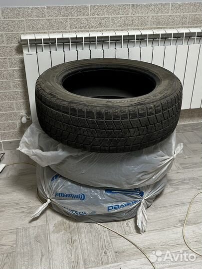 Bridgestone Blizzak DM-V1 235/60 R18