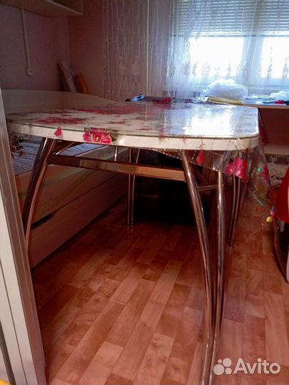 Угловой диван