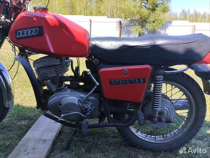 Продам Иж планета 5