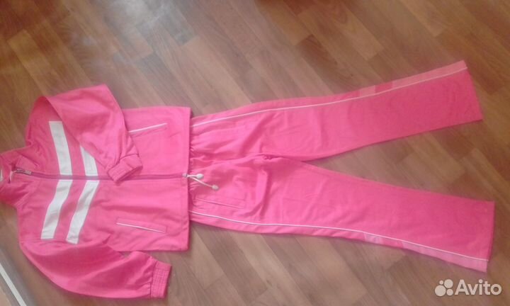 Новый спортивный костюм на 6-7 лет