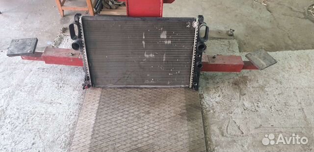 Радиатор охлаждения mercedes w211