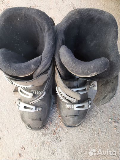 Горнолыжные ботинки