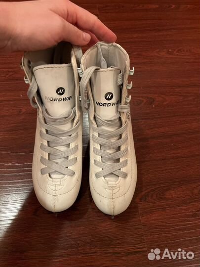 Коньки фигурные