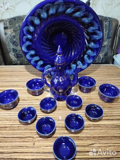 Графин(кувшин) и стопки, тарелка Конаково