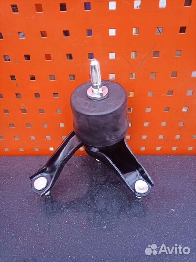 Опора двигателя Toyota Highlander