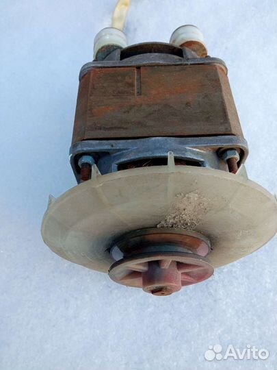 Электродвигатель от стиральной машины