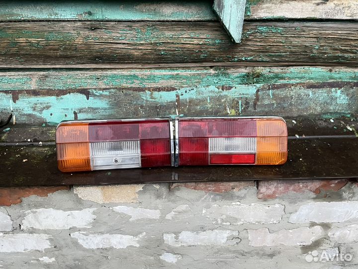 Задние фонари ваз 2106,нива