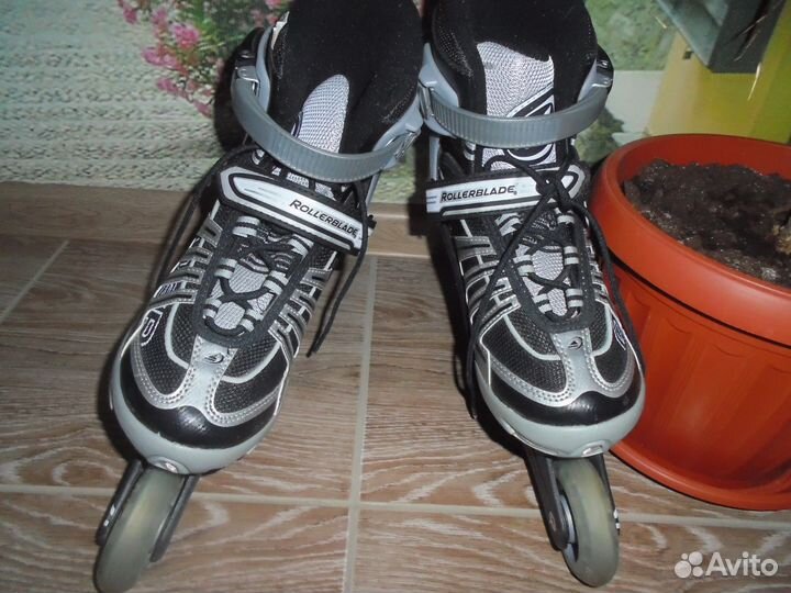 Ролики практически новые