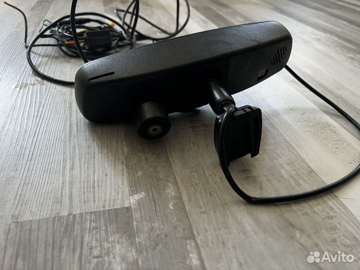 Зеркало салонное с монитором и видеорегистратором