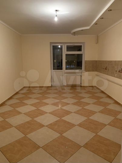 4-к. квартира, 138 м², 2/5 эт.