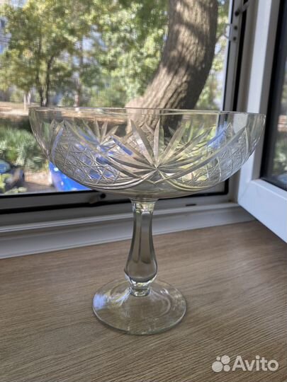 Ваза для фруктов на ножке винтаж