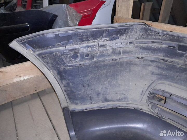 Бампер передний Volkswagen Golf 4 1998-2003