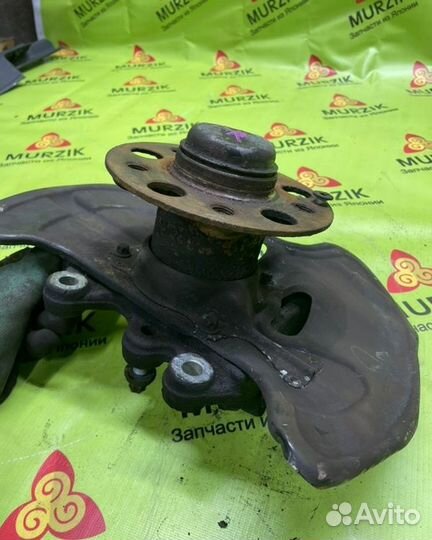 Кулак поворотный правый Mercedes C-Class W204 M