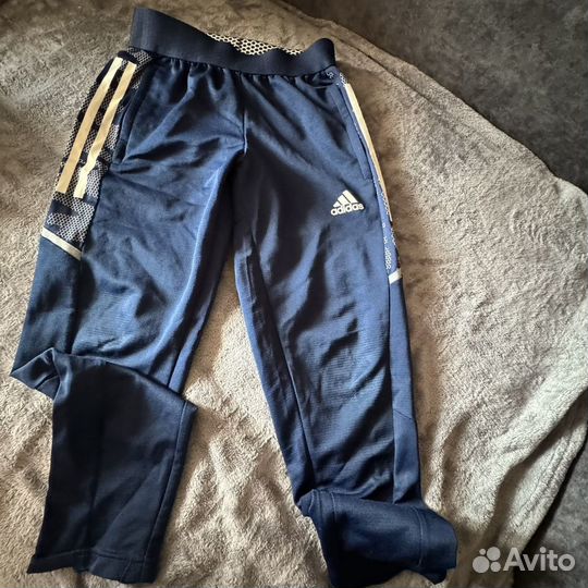 Спортивный костюм adidas одежда