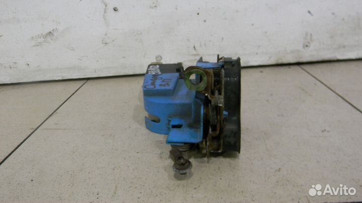 Замок двери задней правой