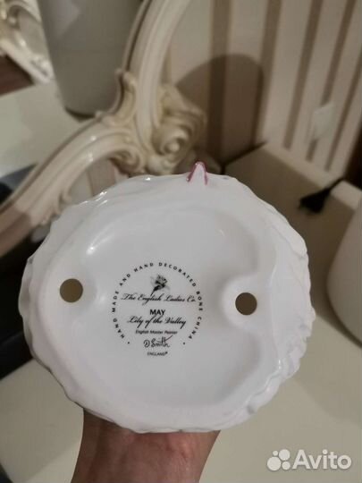 Фарфоровая статуэтка English Ladies Англия