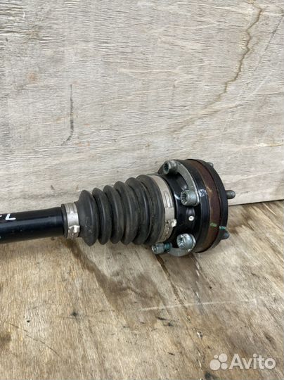 Привод передний левый VW 2.0 tfsi