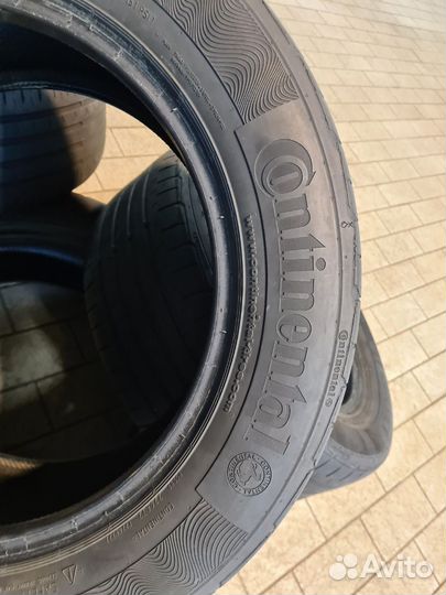 Continental ContiPremiumContact 5 215/55 R16 93V