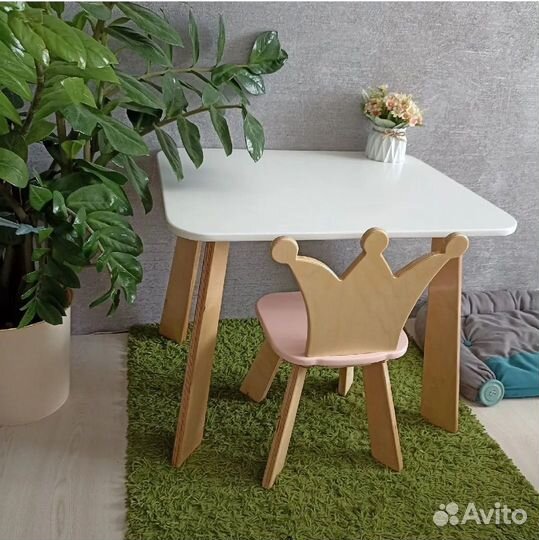 Детский стол и стул