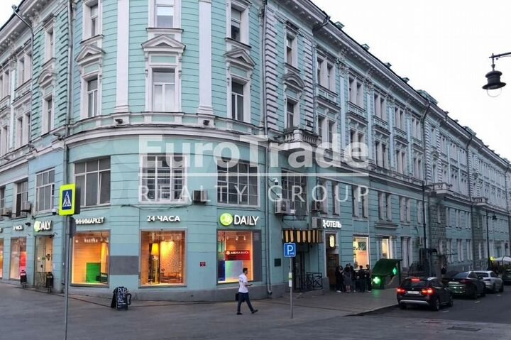 Продам торговое помещение, 320 м²