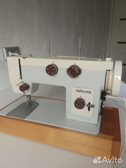 Швейная машина Чайка 143А