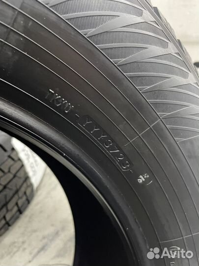 Yokohama IceGuard Stud IG65 285/60 R18