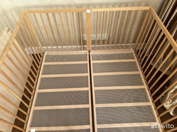 Манеж - кроватка из бука