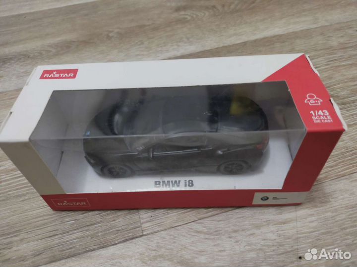 Модель автомобиля BMW i8