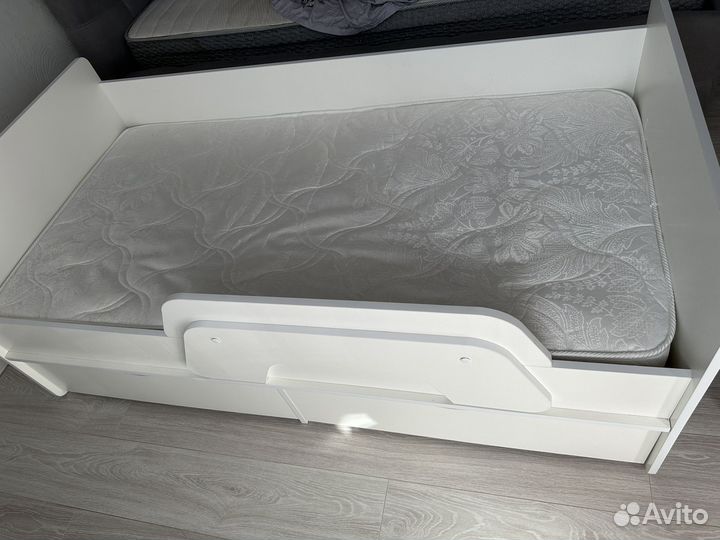 Продам детскую кровать