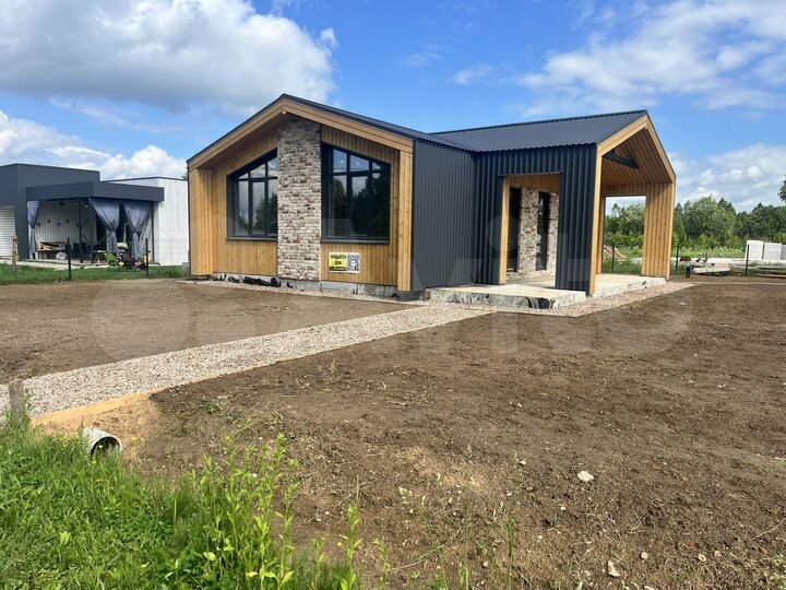 Дом 97 м² на участке 5,3 сот.