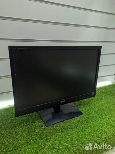 Монитор. LG E204