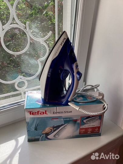 Утюг Tefal Express Steam FV2838E0 синий/белый б/у