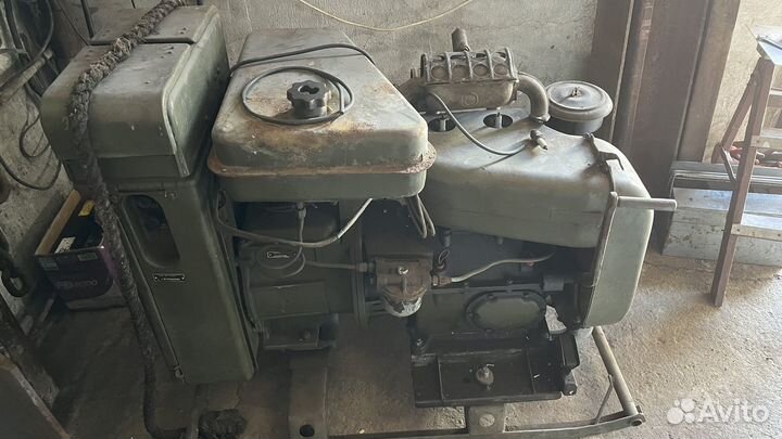 Генератор бензиновый 2-х цилиндровый