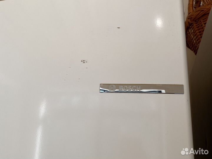 Холодильник bosch KGV39XW22R