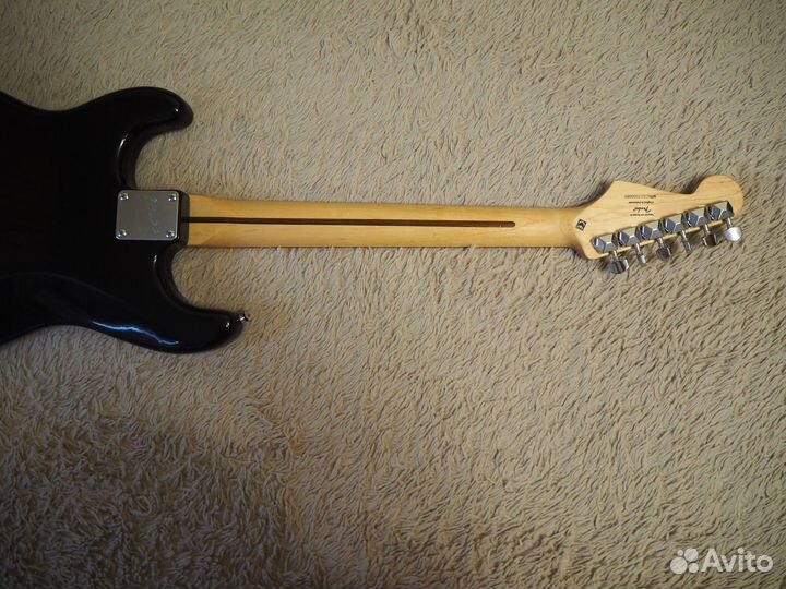 Электрогитара fender squier bullet strat