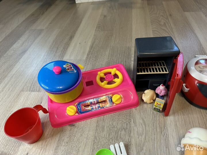 Пакет игрушек кухня