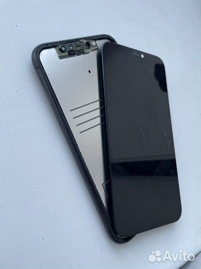iPhone 11, 256 ГБ