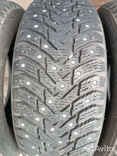 Nokian Tyres Hakkapeliitta 8 20.5/60 R16