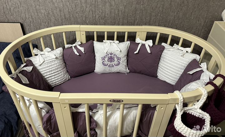 Комплект в детскую кроватку бортики-подушки