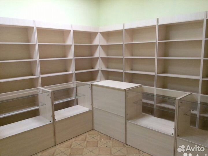 Прилавки и стеллажи