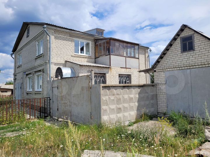 Дом 200 м² на участке 25 сот.